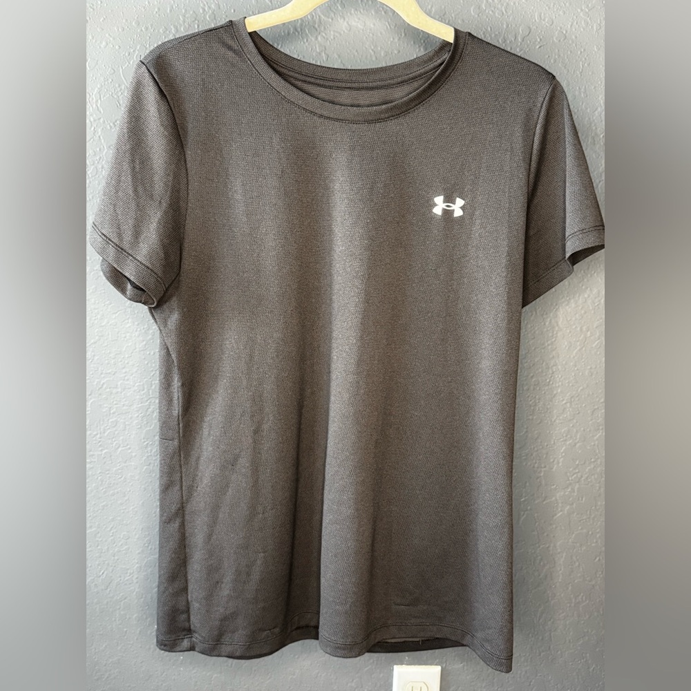 Women’s Under Armour Charcoal Performance Tee